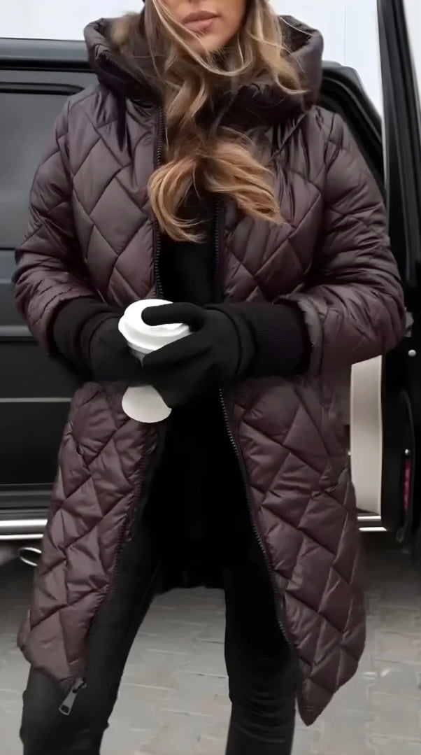 Vera – gesteppter Mantel mit Kapuze für perfekten Wärme und Eleganz im Winter